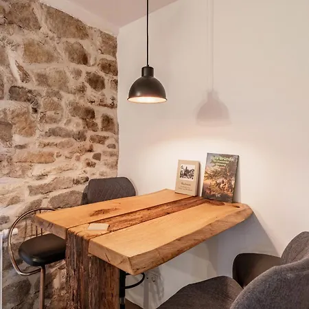 Apartment In Dresden-wachwitz