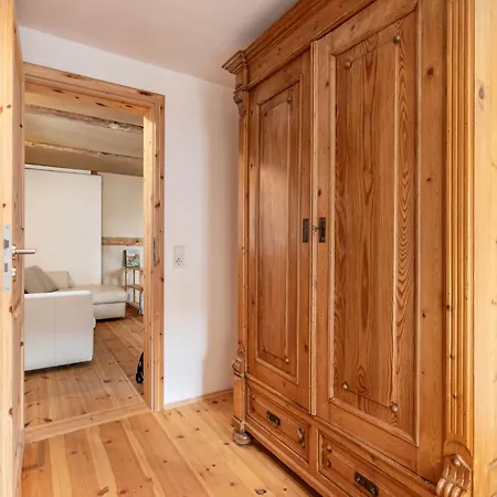 Apartment In Dresden-wachwitz Dresden