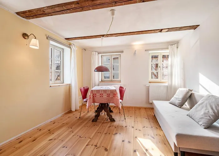 In Dresden-wachwitz Apartament