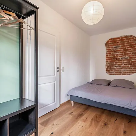 In Dresden-wachwitz * Drážďany